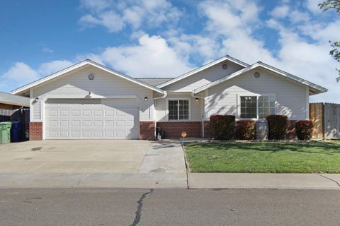 787 Twin Hills Drive Galt CA 95632