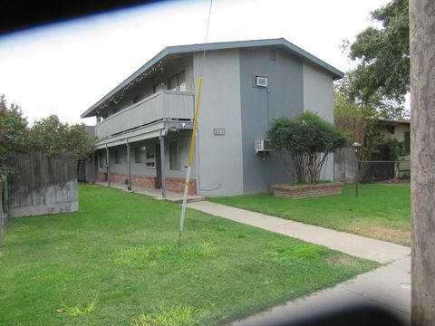 325 W H Street Oakdale CA 95361