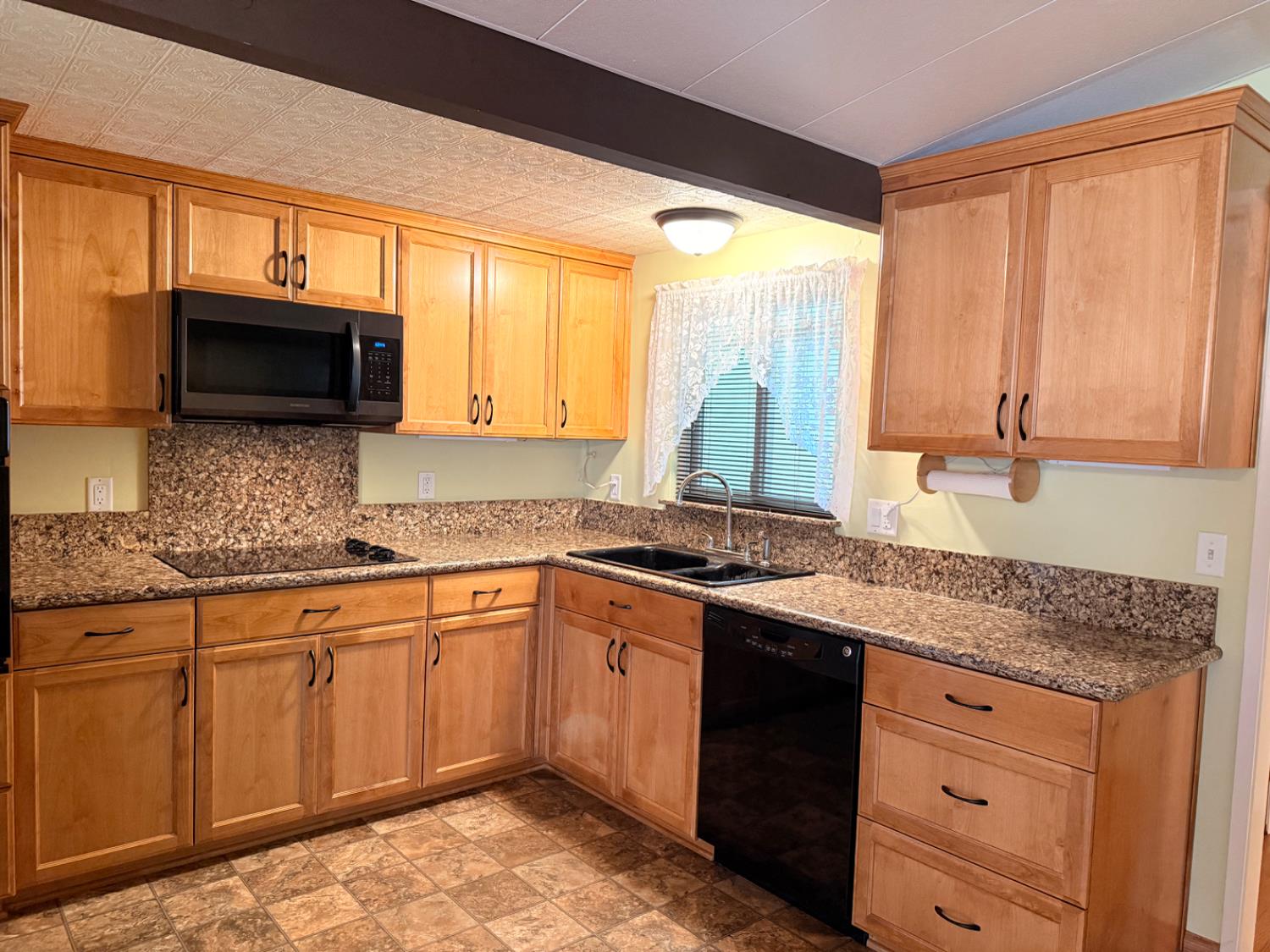 2509 La Cumbra Circle