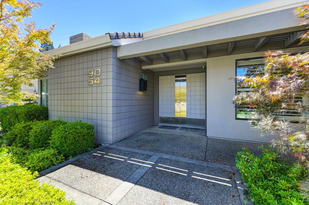 9054 Takeoff Court
