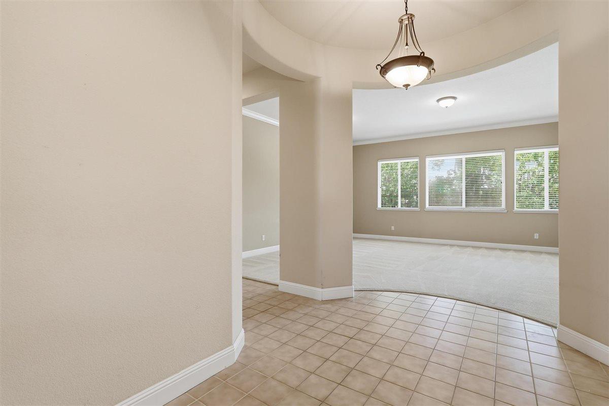 4129 Poppleton Way