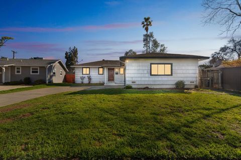 10470 Malaga Way, Rancho Cordova, CA 95670 - MLS#: 225023113