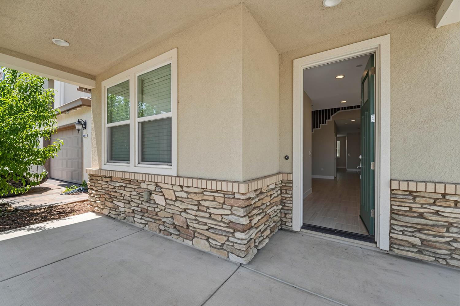 18173 Broadwell Court