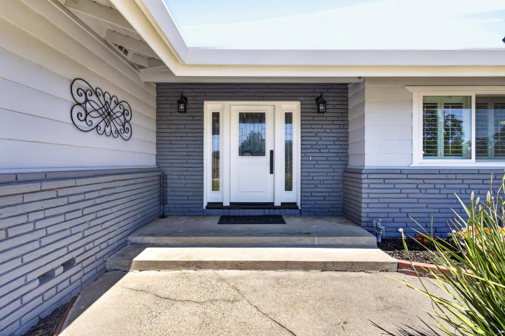 3812 Dell Rd.