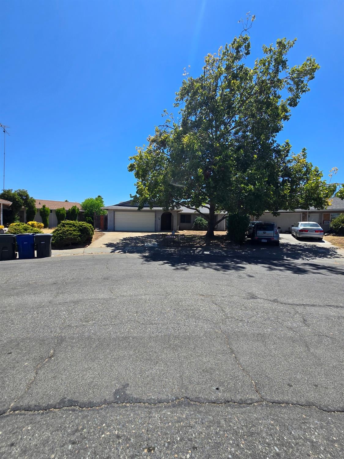 7705 Rock Creek