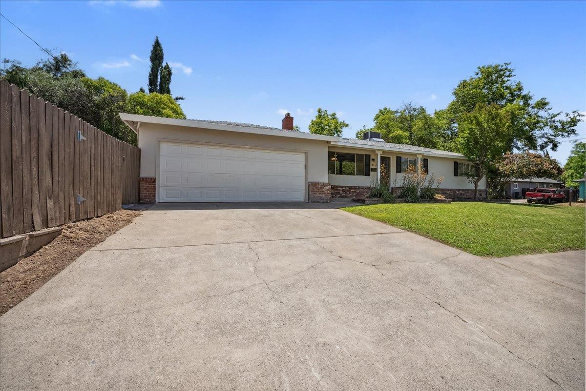 817 Oakland Avenue
