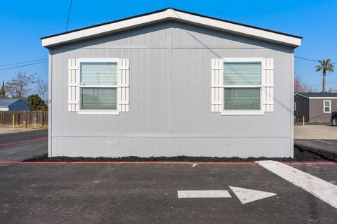 317 Moffat Boulevard 7 Manteca CA 95336