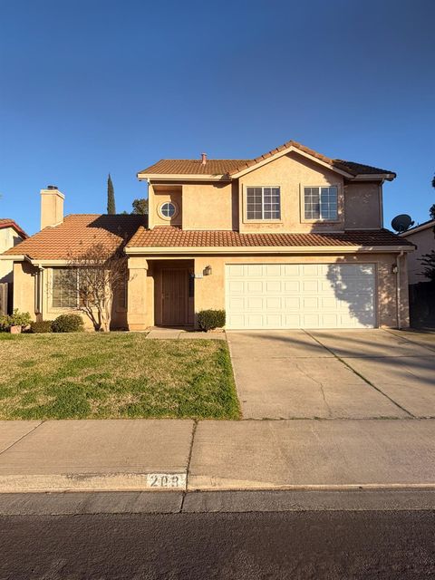 209 Fairwood Drive Oakdale CA 95361