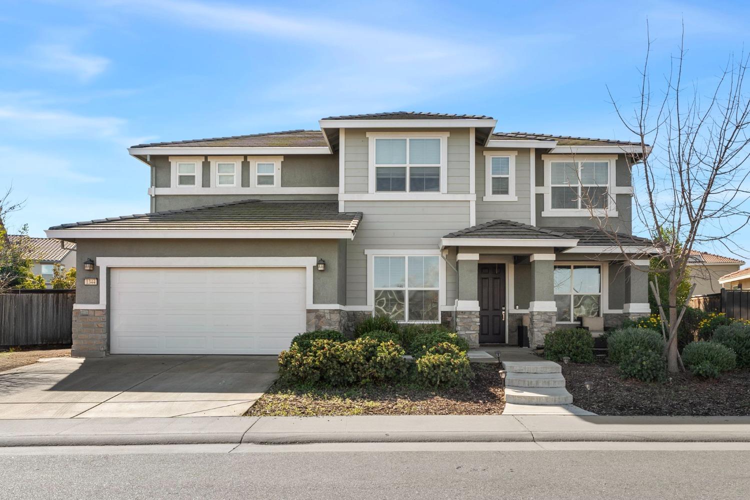 1344 Grand Junction Way