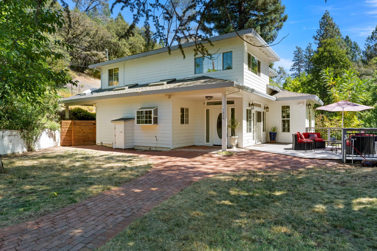1040 Dog Bar Road