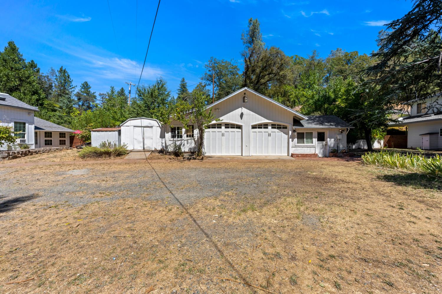 1040 Dog Bar Road
