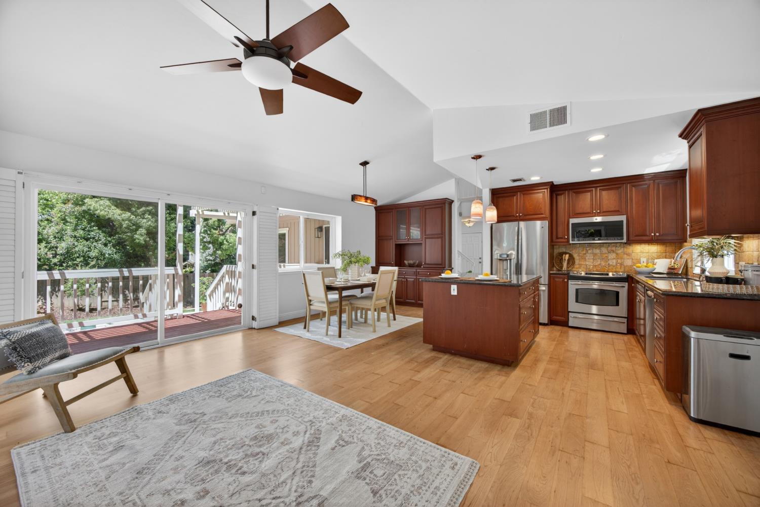 4121 Briarhollow Court