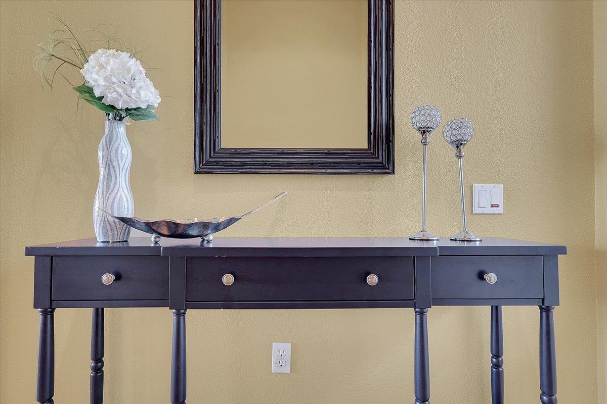 2317 Sutter View Lane