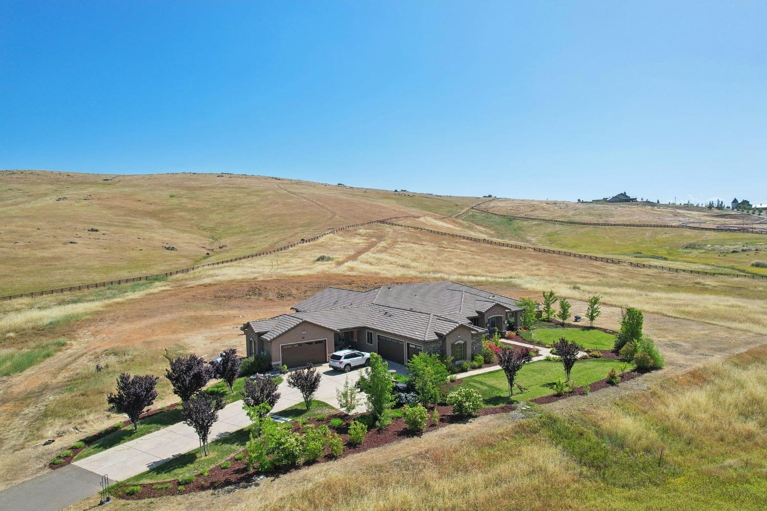 7601 Settlers Trail