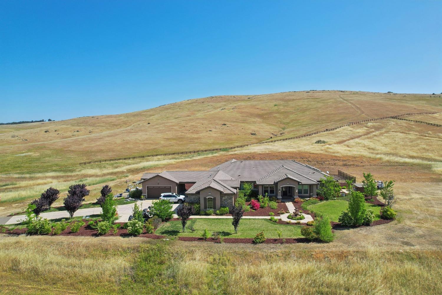 7601 Settlers Trail