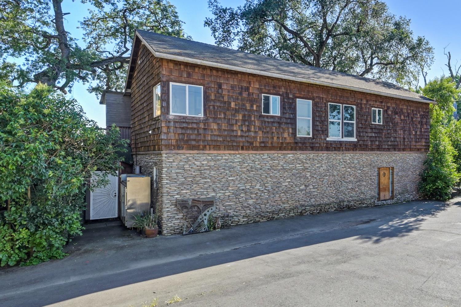 2181 Garden Highway