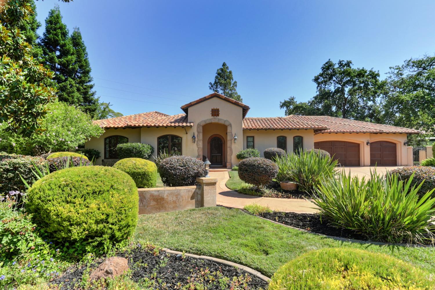 650 Mystic Lane