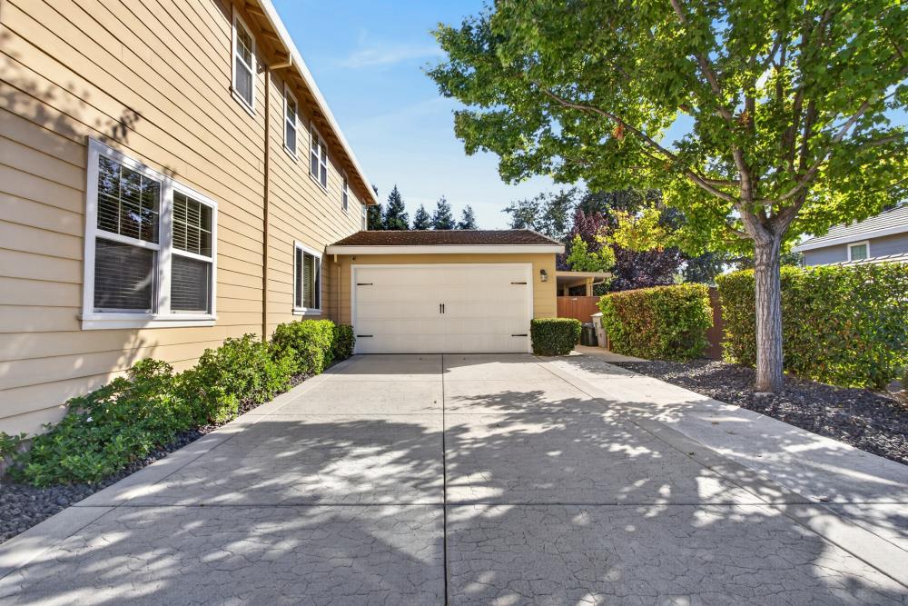 3155 Willow Bridge Court