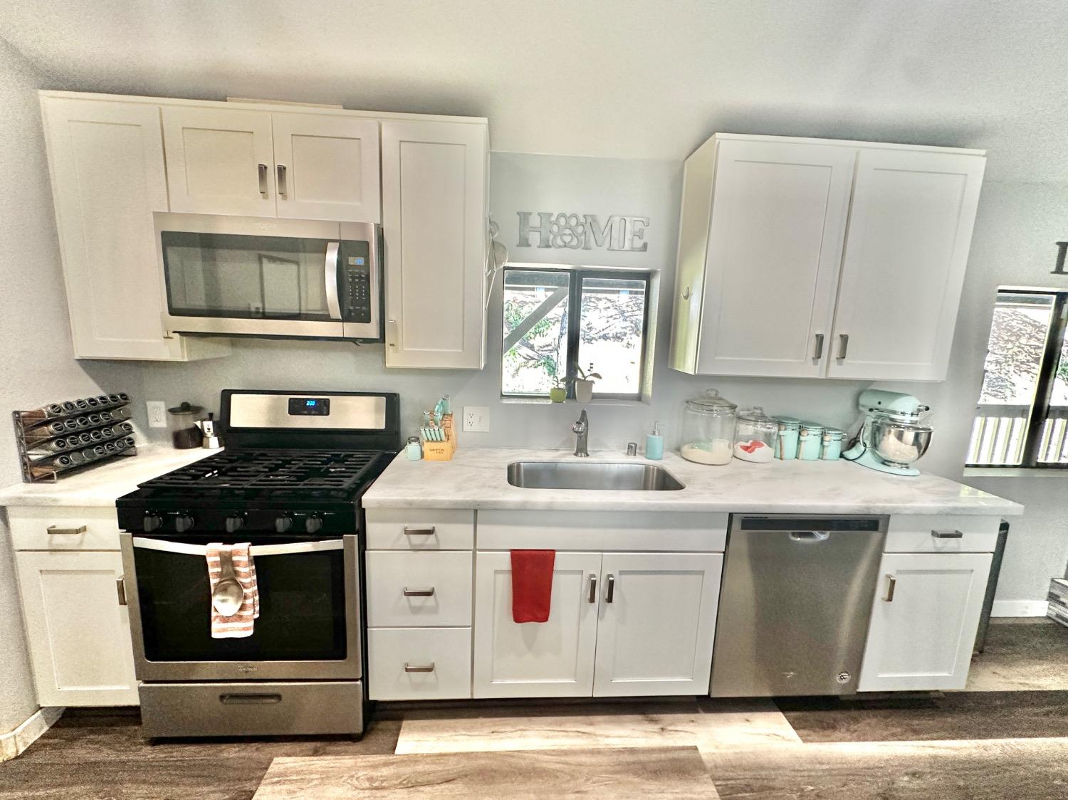 Placerville, California 95667, United States, 2 Bedrooms Bedrooms, ,2 BathroomsBathrooms,Residential,Pending,114637