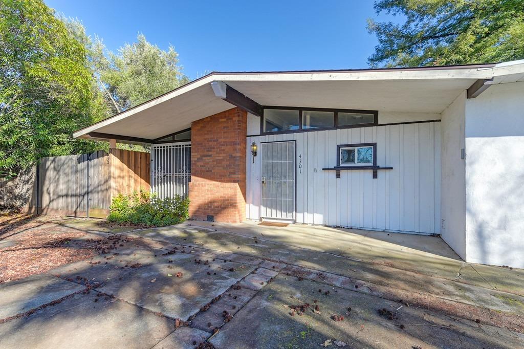 4301 Alderwood Way