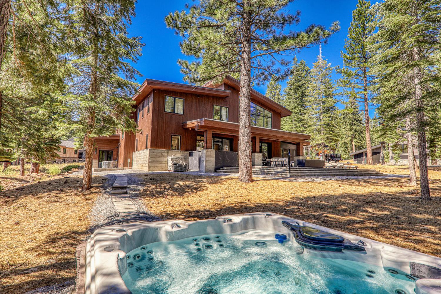 9287 Brae Road