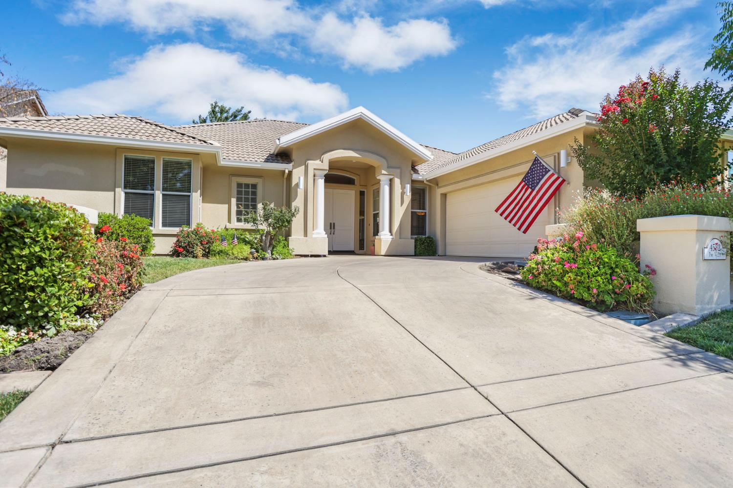 4582 Pine Valley Circle
