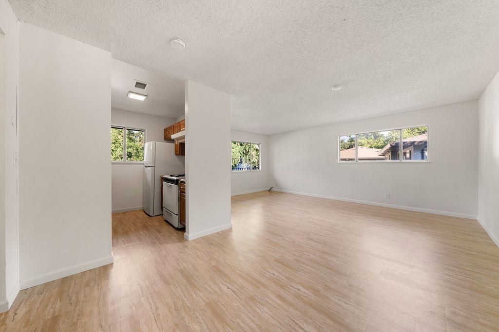 2708 Pole Line Road 4
