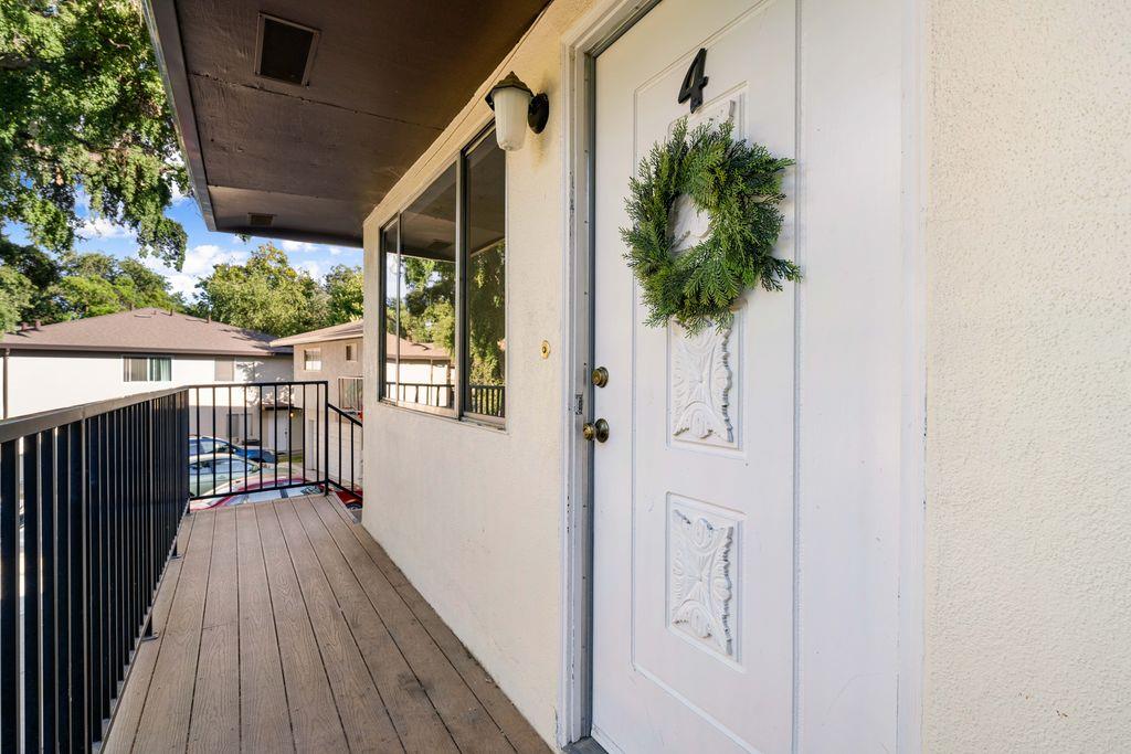 2708 Pole Line Road 4