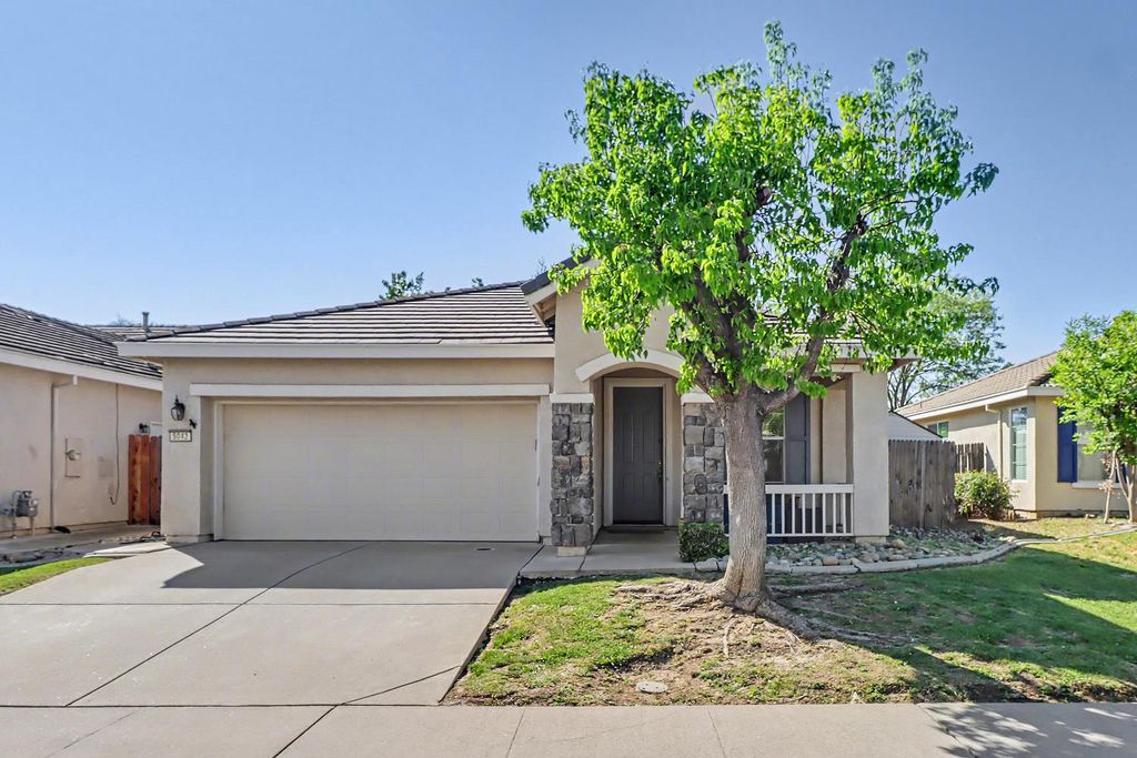 Photo of 5042 Jurgenson Way, Elk Grove, CA 95757 (MLS # 226034639)