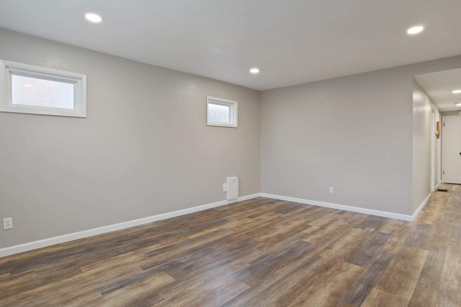 1262 Glenhurst Drive