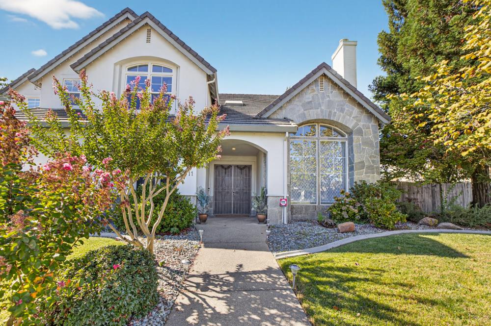9011 Quail Cove Drive