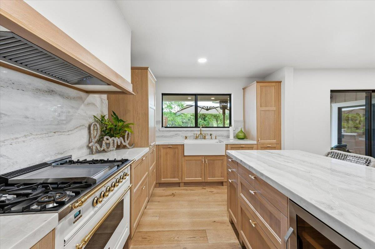 18948 Lake Forest Drive