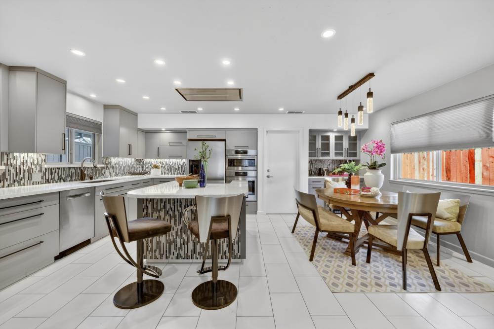 5435 Beauregard Way