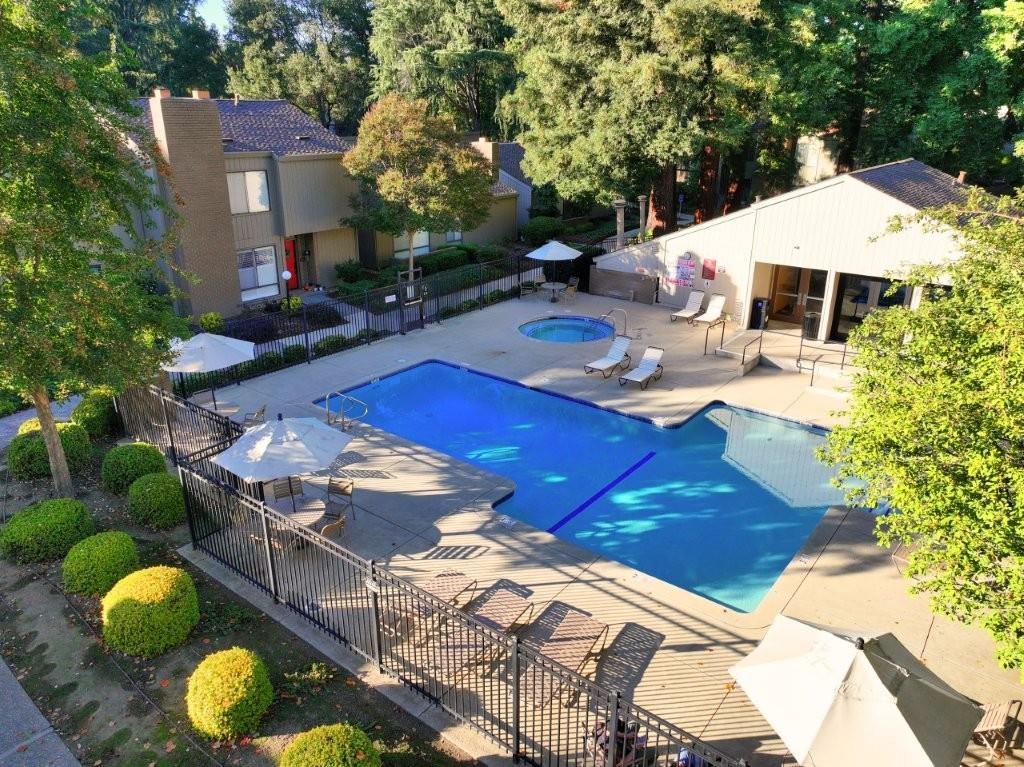 104 Dunbarton Circle