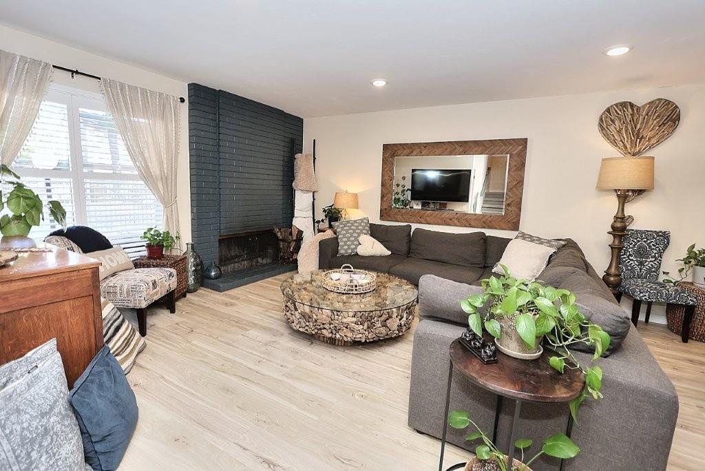 104 Dunbarton Circle