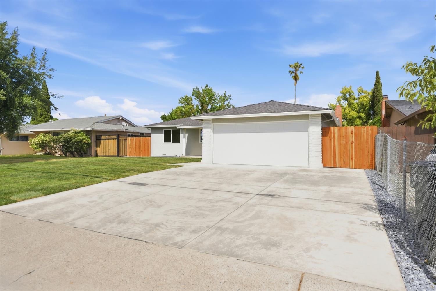 7677 Franklin Boulevard