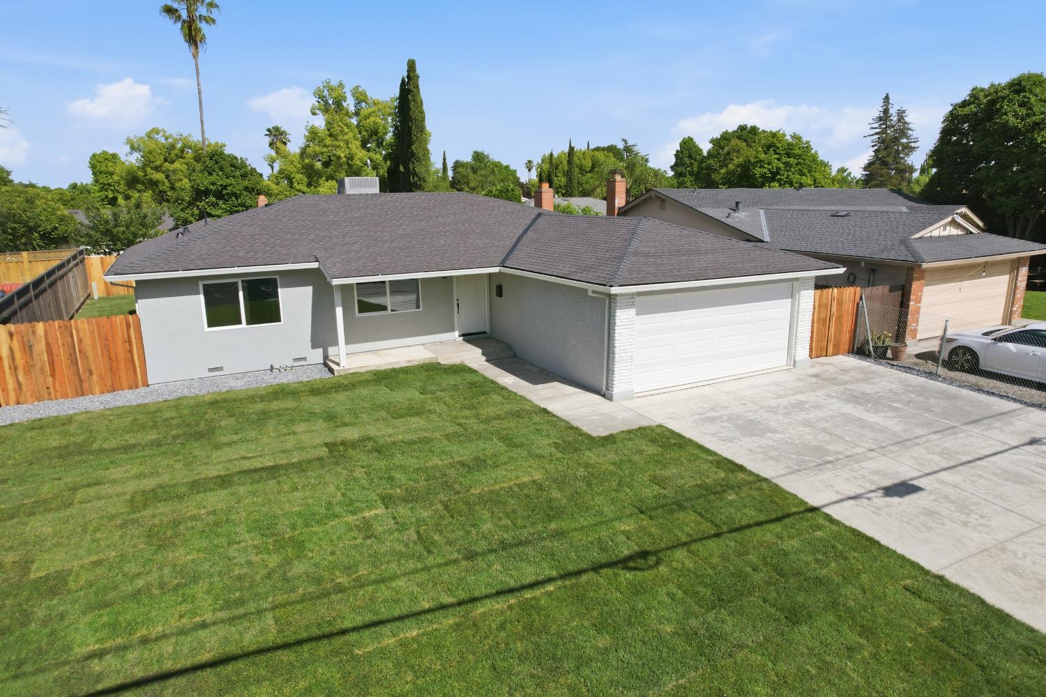 7677 Franklin Boulevard