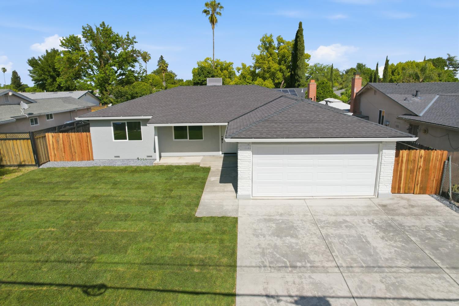 7677 Franklin Boulevard