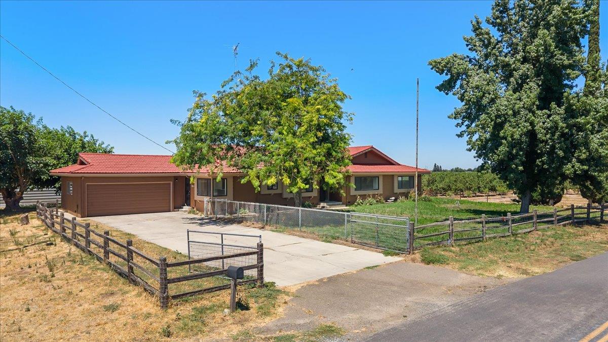 5737 Crow Road