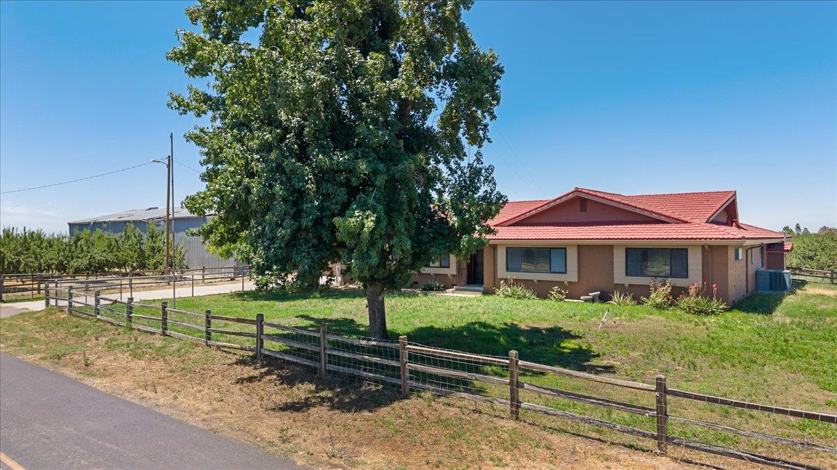 5737 Crow Road