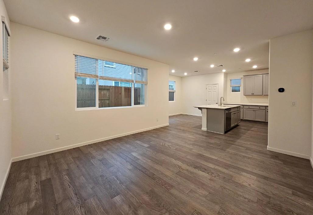 4252 Emerald Gate Lane