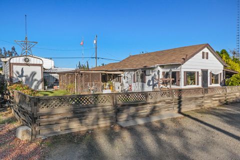 609 1st Street Arbuckle CA 95912