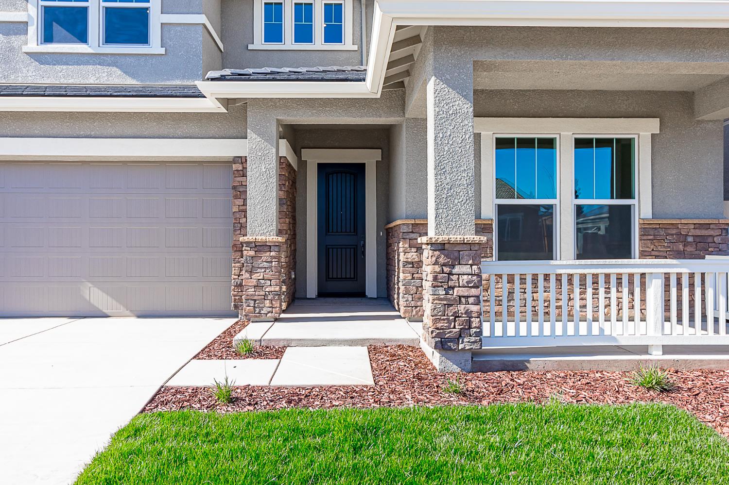886 Ranchland Way