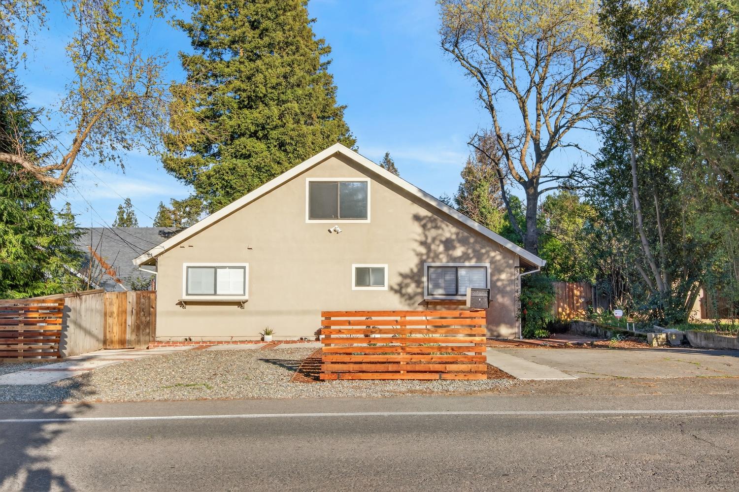 3414 Marshall Avenue