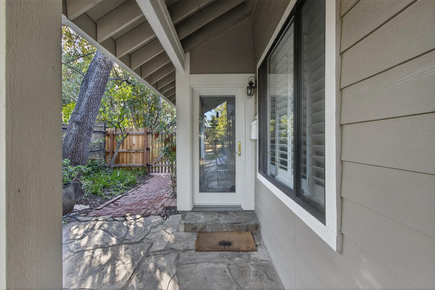 3414 Marshall Avenue