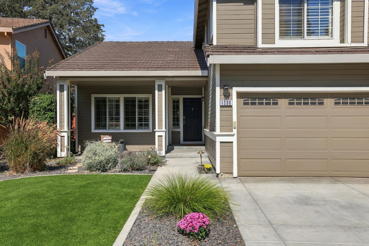 1336 Palmerston Loop