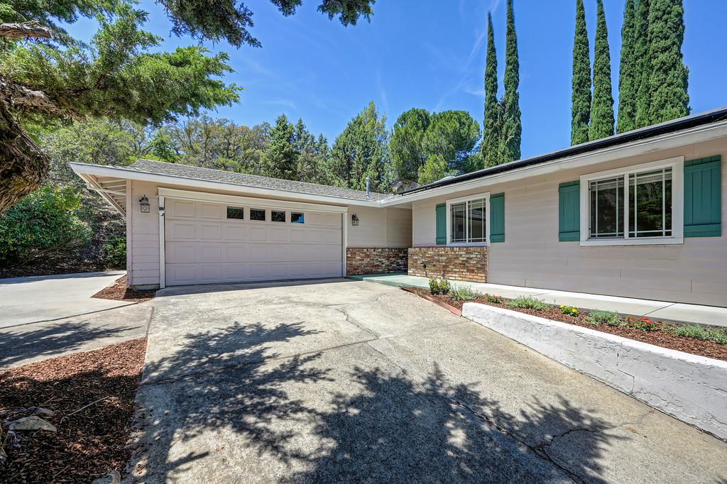 3004 Merriam Court