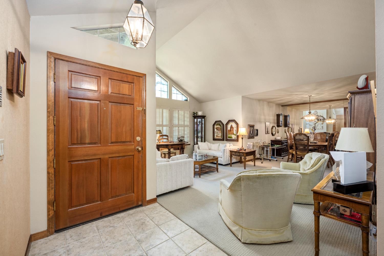 912 El Rancho Court