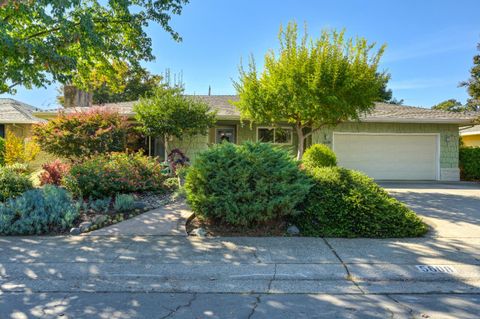5608 Sandburg Drive Sacramento CA 95819