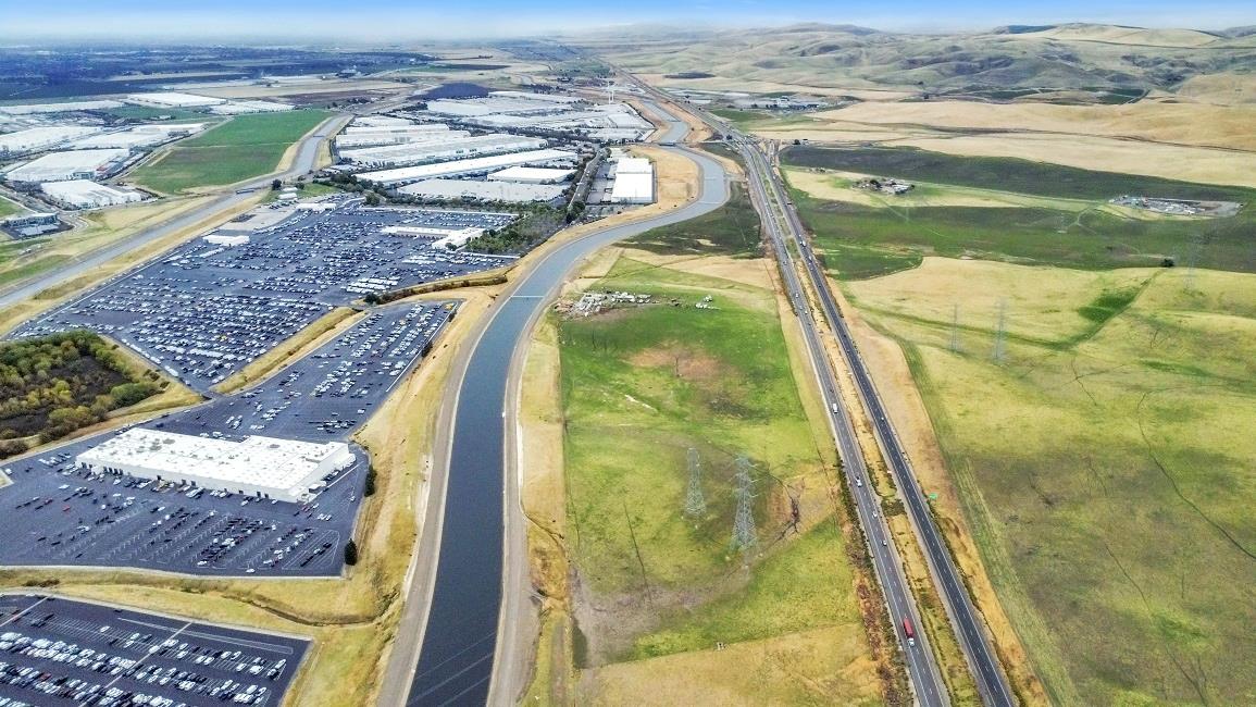 25559 S International